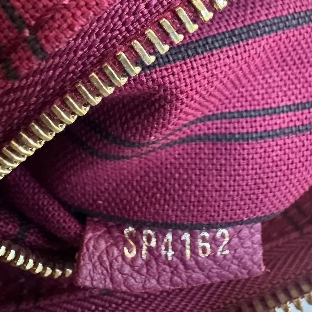 Louis Vuitton Bordeaux Purple LV Monogram Empreinte Speedy Bandoulière 25 Bag